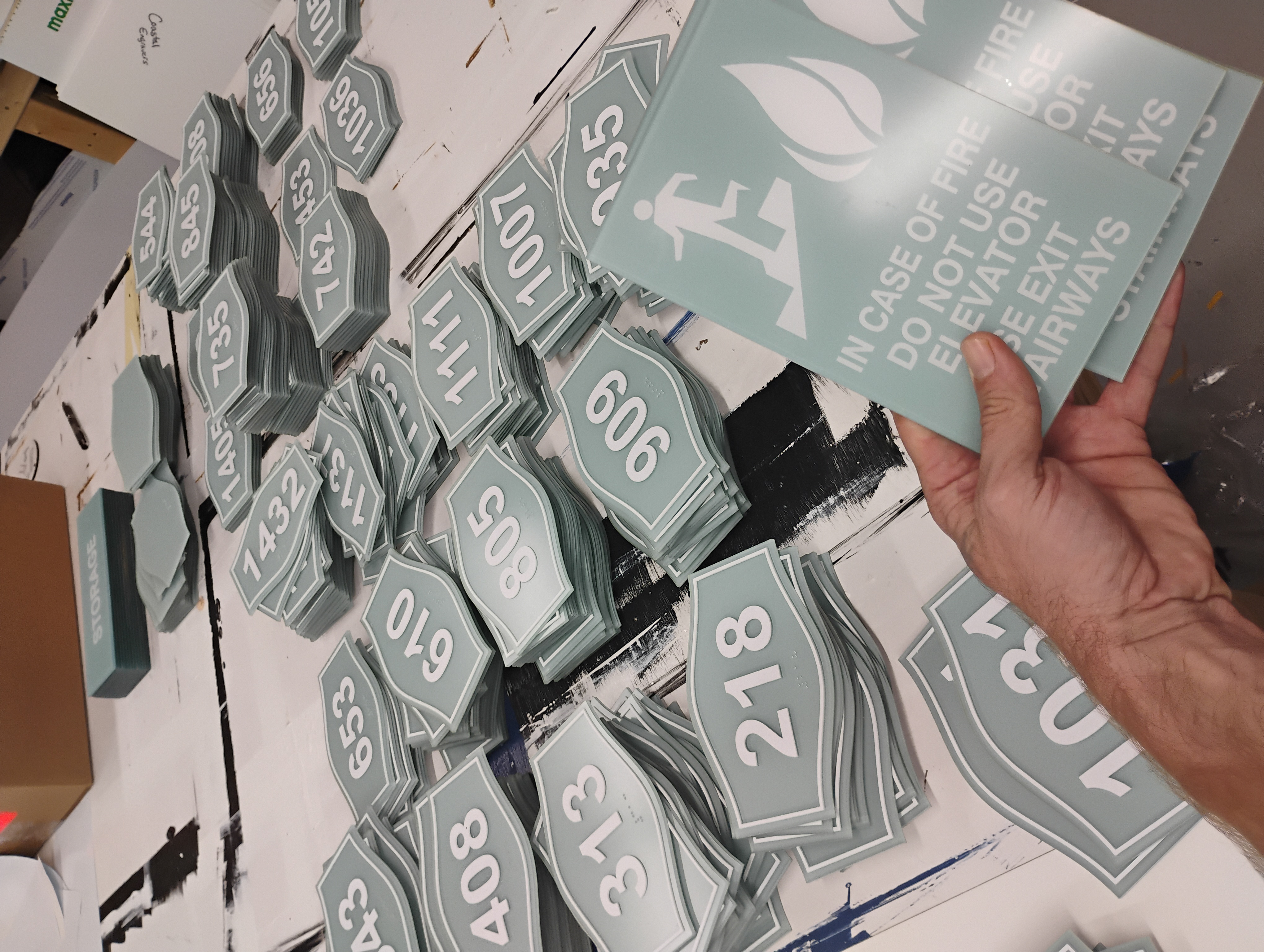 Vehicle graphics